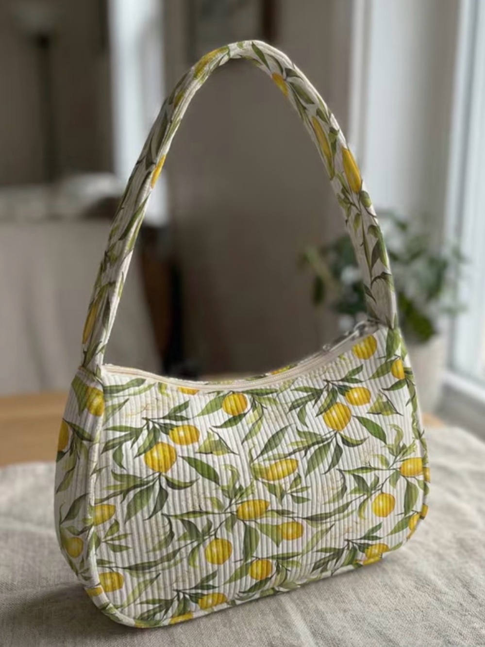 Women’s Yellow Lemon Print Shoulder Bag - Quilted Fabric